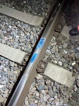 Gunzgen: Unbekannte legen Gegenstände auf Bahngleis