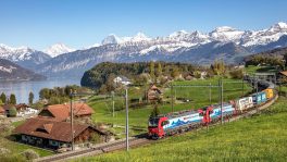 Unterzeichnung des neuen GAV SBB Cargo International durch den VSLF