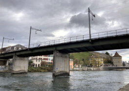 Luzern: SBB erneuert Korrosionsschutz der Reussbrücke Geissmatt