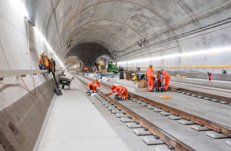 Instandsetzungsarbeiten Gotthard-Basistunnel Kurs Fahrbahn_SBB CFF FFS Gian Baeriswyl_22 5 24