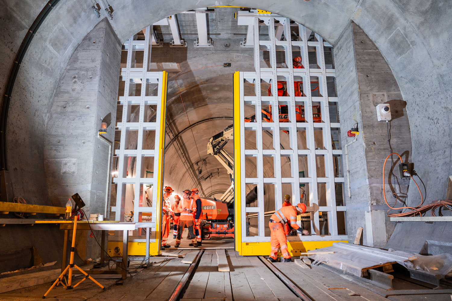 Instandsetzungsarbeiten Gotthard-Basistunnel Kurs Spurwechseltor_SBB CFF FFS Gian Baeriswyl_22 5 24