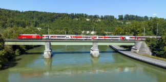 SBB Schul und Erlebniszug Re 460, Aarebruecke Olten_SBB CFF FFS Dario Haeusermann_15 08 24