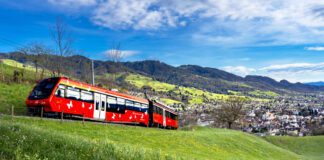 Zug auf der Linie Altstätten-Gais