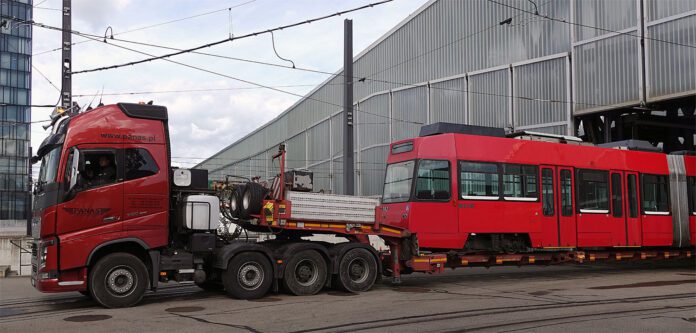 Vevey 742 Tieflader_BERNMOBIL_30 9 24