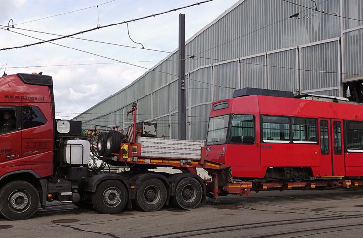 Vevey 742 Tieflader_BERNMOBIL_30 9 24