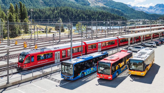 Fahrplanwechsel Graubuenden Engadin Postauto St Moritz_RhB