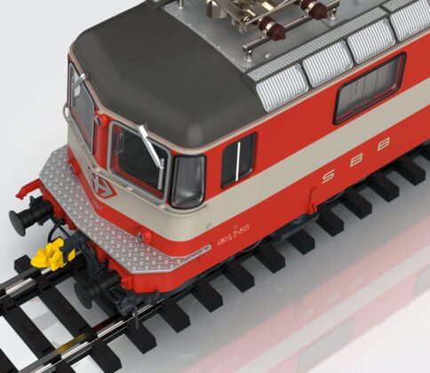 Maerklin SBB Re 44 II Swiss Express 38420 H0 4_Maerklin_01 25